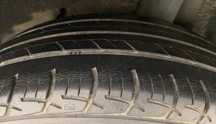 2017 Maruti Baleno DELTA CVT PETROL 1.2, Petrol, Automatic, 40,733 km, Left Rear Tyre Tread