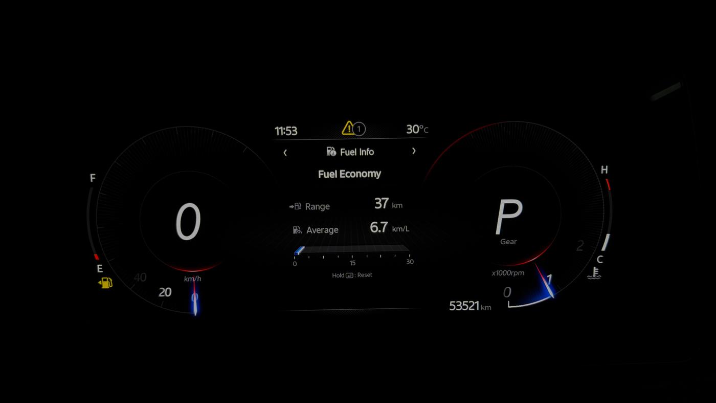 2022 Mahindra XUV700 AX 5 P AT 5 STR, Petrol, Automatic, 53,521 km, Odometer Image