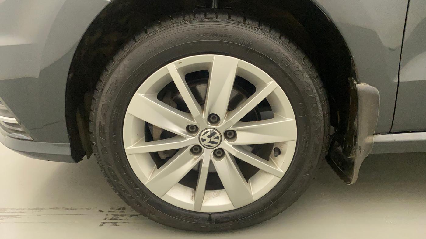 2017 Volkswagen Ameo HIGHLINE1.5L, Diesel, Manual, 59,726 km, Left Front Wheel
