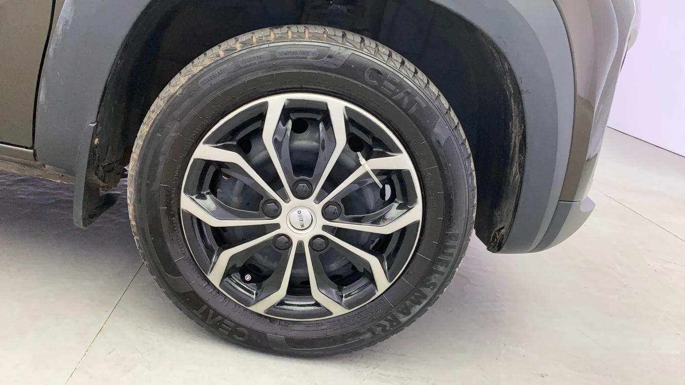 2022 Renault Kwid RXT 1.0 (O), Petrol, Manual, 22,735 km, Right Front Wheel