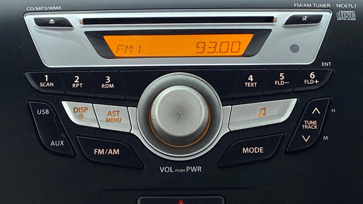 2014 Maruti Wagon R 1.0 VXI, Petrol, Manual, 61,882 km, Infotainment System