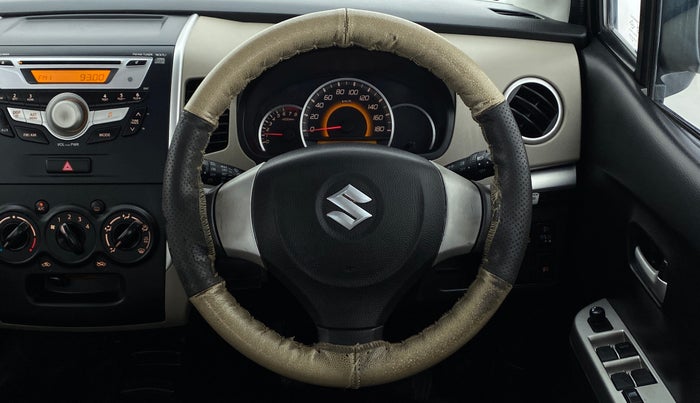 2014 Maruti Wagon R 1.0 VXI, Petrol, Manual, 61,882 km, Steering Wheel Close Up