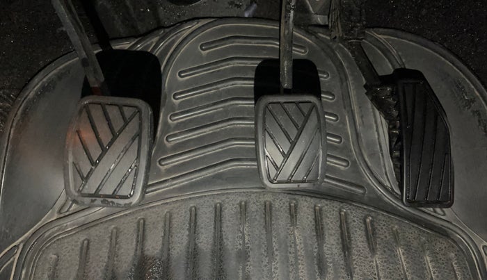 2018 Maruti Baleno ALPHA PETROL 1.2, Petrol, Manual, 54,952 km, Pedals