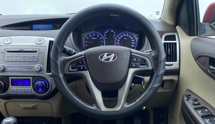 2011 Hyundai i20 SPORTZ 1.2 O, Petrol, Manual, 42,612 km, Steering Wheel Close Up