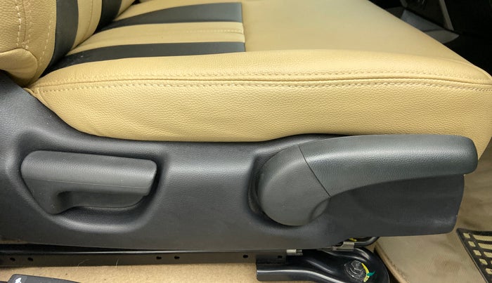 2020 Honda City V CVT, Petrol, Automatic, 3,492 km, Driver Side Adjustment Panel