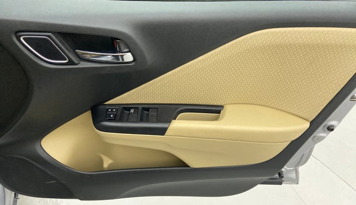 2020 Honda City V CVT, Petrol, Automatic, 3,492 km, Driver Side Door Panels Control