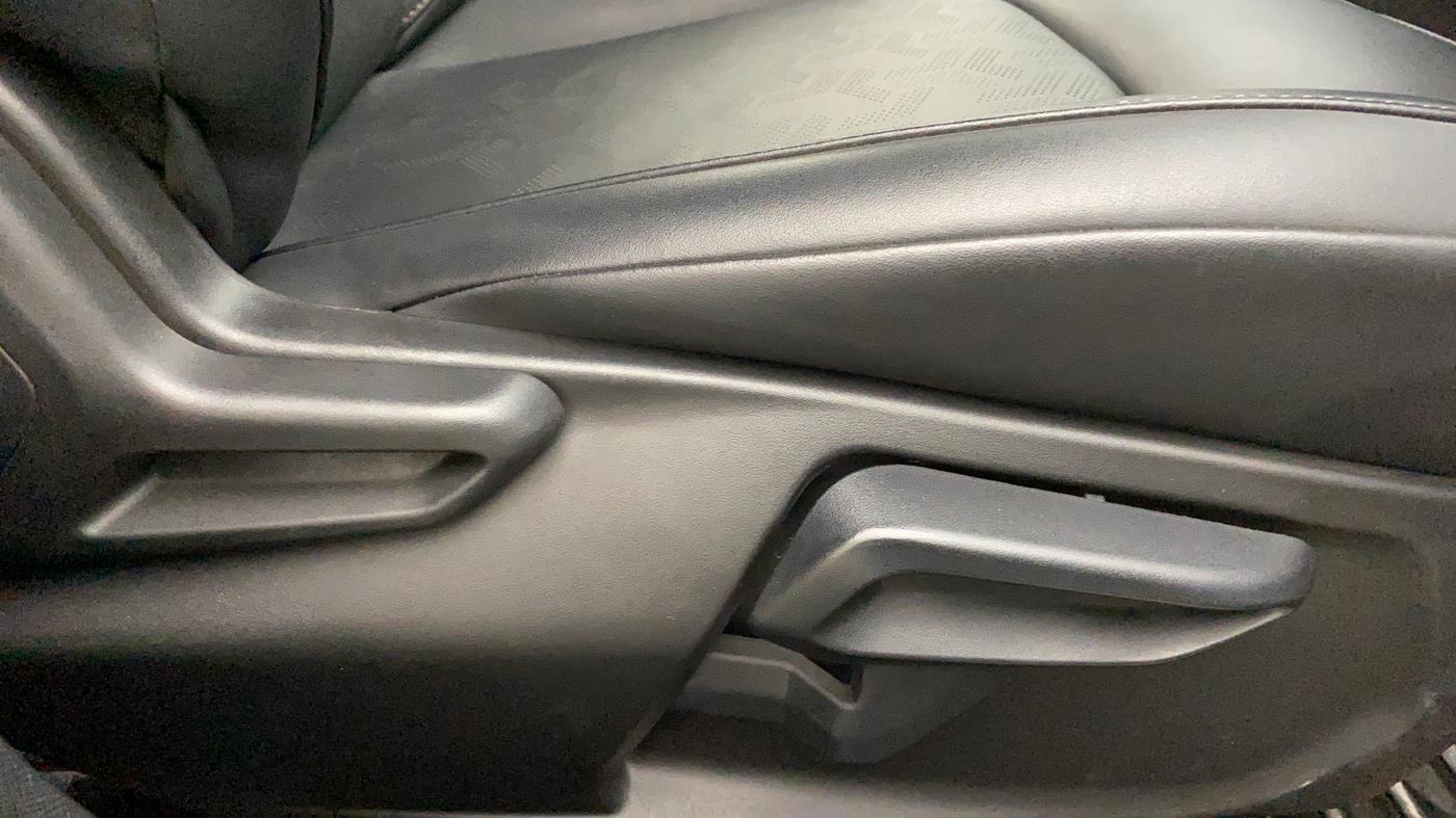 2022 Tata NEXON XZ PLUS (O) DIESEL DARK EDITION, Diesel, Manual, 14,434 km, Driver Side Adjustment Panel