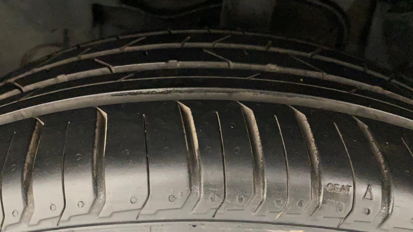 2022 Tata NEXON XZ PLUS (O) DIESEL DARK EDITION, Diesel, Manual, 14,434 km, Left Front Tyre Tread