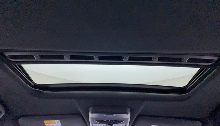 2022 Tata NEXON XZ PLUS (O) DIESEL DARK EDITION, Diesel, Manual, 14,434 km, Moonroof/ Sunroof