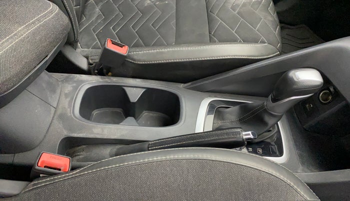 2021 Nissan MAGNITE XV TURBO CVT, Petrol, Automatic, 75,065 km, Gear Lever