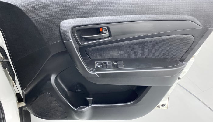 2021 Maruti Vitara Brezza VXI, Petrol, Manual, 27,815 km, Driver Side Door Panels Control