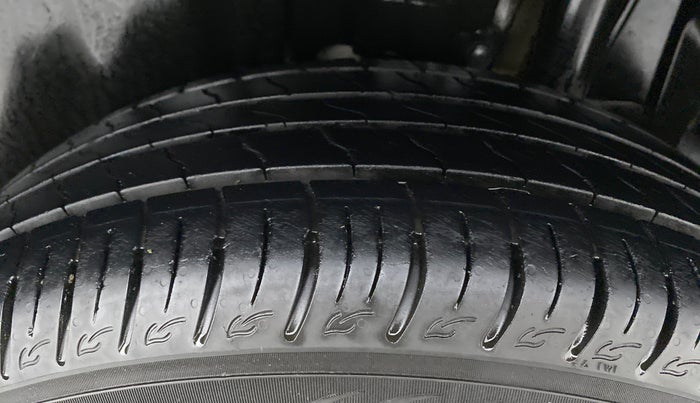2021 Maruti Vitara Brezza VXI, Petrol, Manual, 27,815 km, Left Rear Tyre Tread