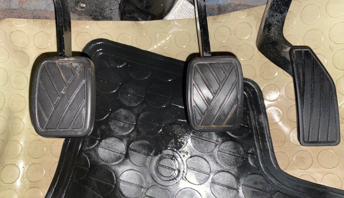 2015 Maruti Celerio ZXI, Petrol, Manual, 90,926 km, Pedals