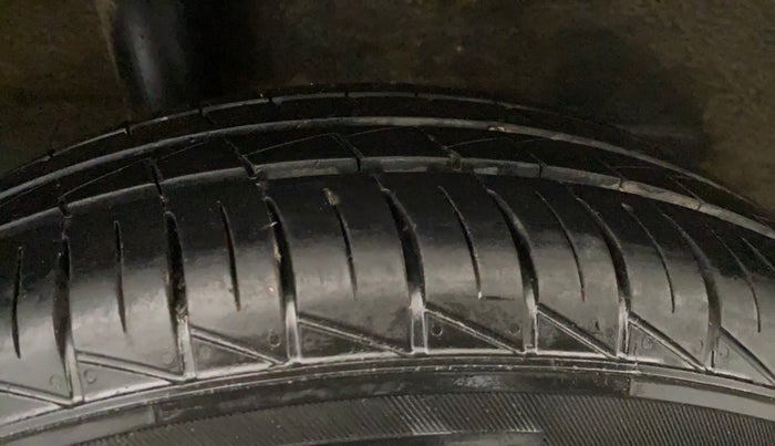 2024 Maruti S PRESSO VXI S-CNG, CNG, Manual, 43,628 km, Right Rear Tyre Tread