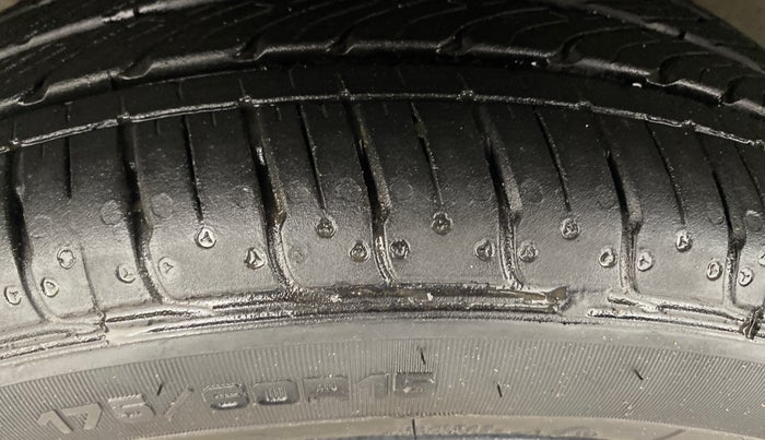 2023 Tata Tiago XZA PLUS PETROL, Petrol, Automatic, 32,224 km, Left Front Tyre Tread