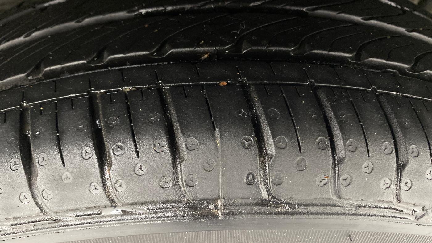 2023 Tata Tiago XZA PLUS PETROL, Petrol, Automatic, 32,224 km, Left Rear Tyre Tread