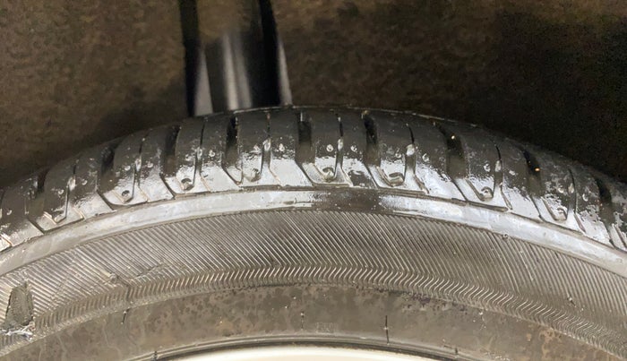 2018 Maruti Baleno ALPHA PETROL 1.2, Petrol, Manual, 90,561 km, Right Rear Tyre Tread