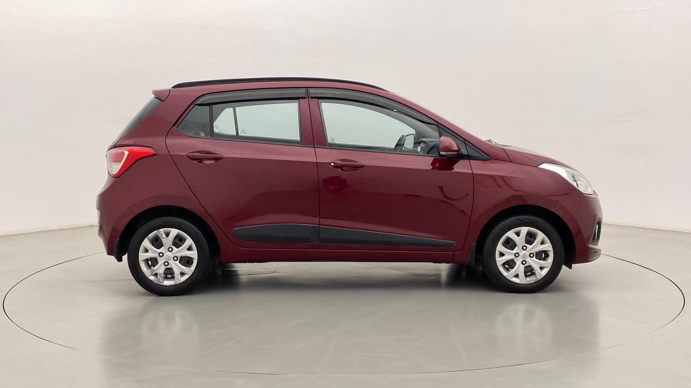 2015 Hyundai Grand i10 SPORTZ 1.2 KAPPA VTVT, Petrol, Manual, 71,730 km, Right Side View