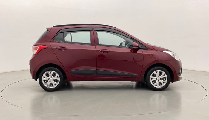 2015 Hyundai Grand i10 SPORTZ 1.2 KAPPA VTVT, Petrol, Manual, 71,730 km, Right Side View