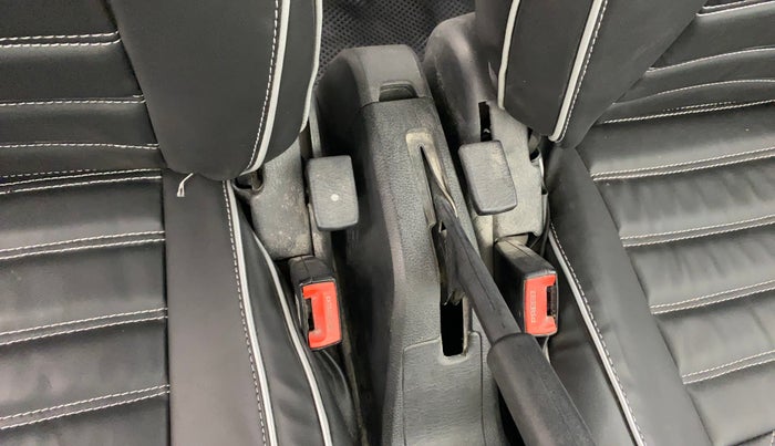 2022 Maruti Eeco 5 STR AC, Petrol, Manual, 28,014 km, Driver Side Adjustment Panel