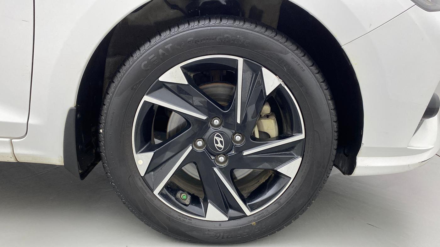 2020 Hyundai Verna SX (O) 1.5 CRDI, Diesel, Manual, 73,029 km, Right Front Wheel