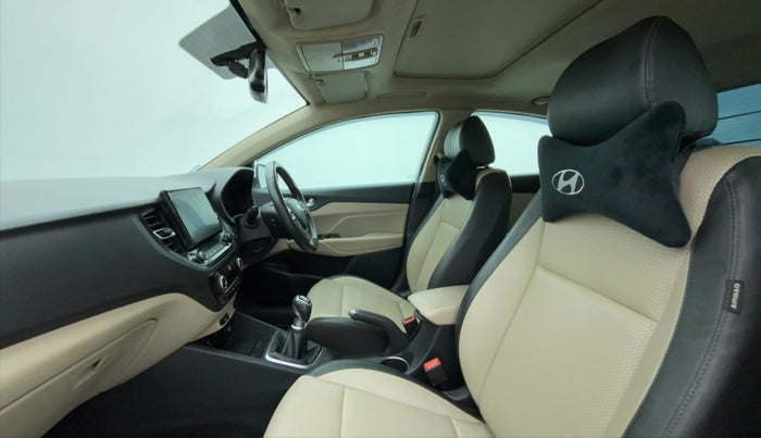 2020 Hyundai Verna SX (O) 1.5 CRDI, Diesel, Manual, 73,029 km, Right Side Front Door Cabin