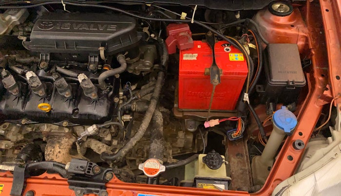 2017 Toyota Etios CROSS 1.2 G, Petrol, Manual, 82,513 km, Engine View - Left