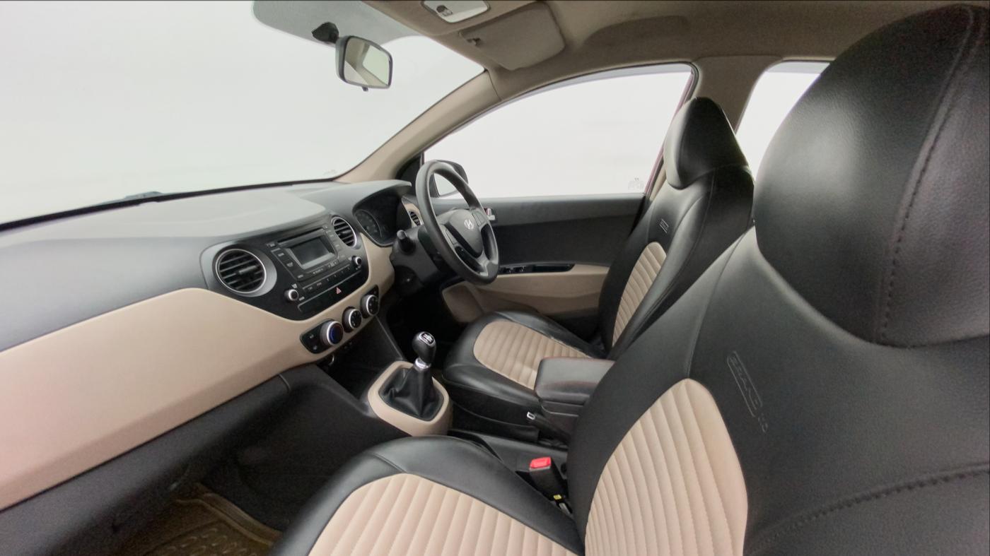 2015 Hyundai Grand i10 SPORTZ 1.2 KAPPA VTVT, Petrol, Manual, 76,388 km, Right Side Front Door Cabin