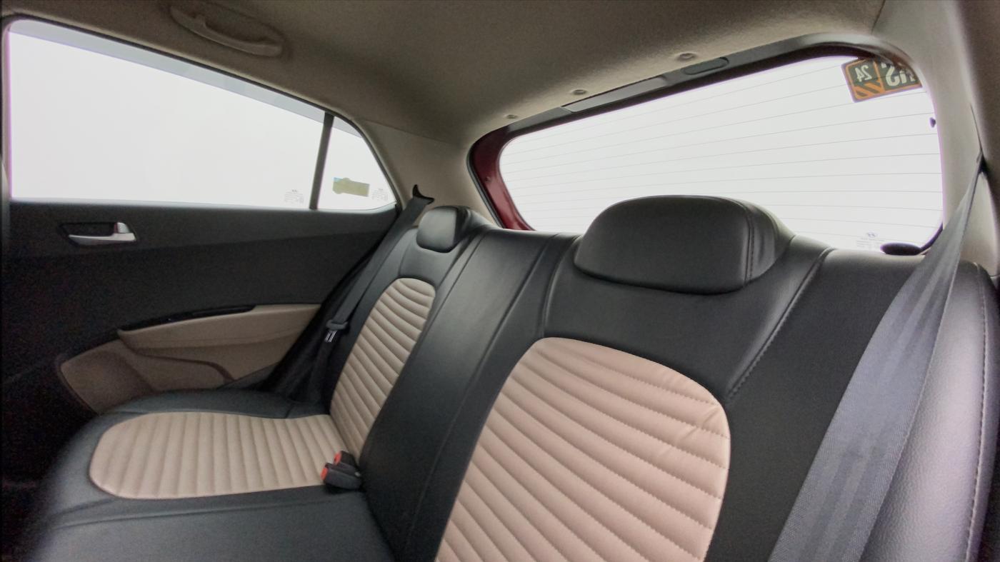 2015 Hyundai Grand i10 SPORTZ 1.2 KAPPA VTVT, Petrol, Manual, 76,388 km, Right Side Rear Door Cabin