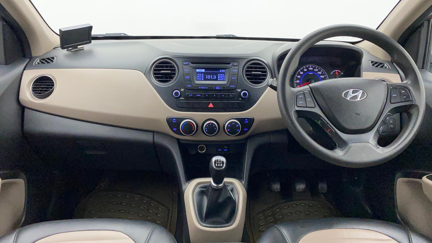 2015 Hyundai Grand i10 SPORTZ 1.2 KAPPA VTVT, Petrol, Manual, 76,388 km, Dashboard