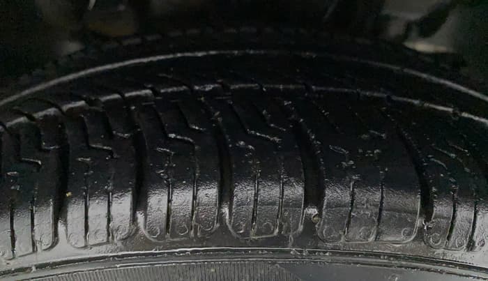 2017 Tata TIGOR XT PETROL, Petrol, Manual, 81,885 km, Right Front Tyre Tread