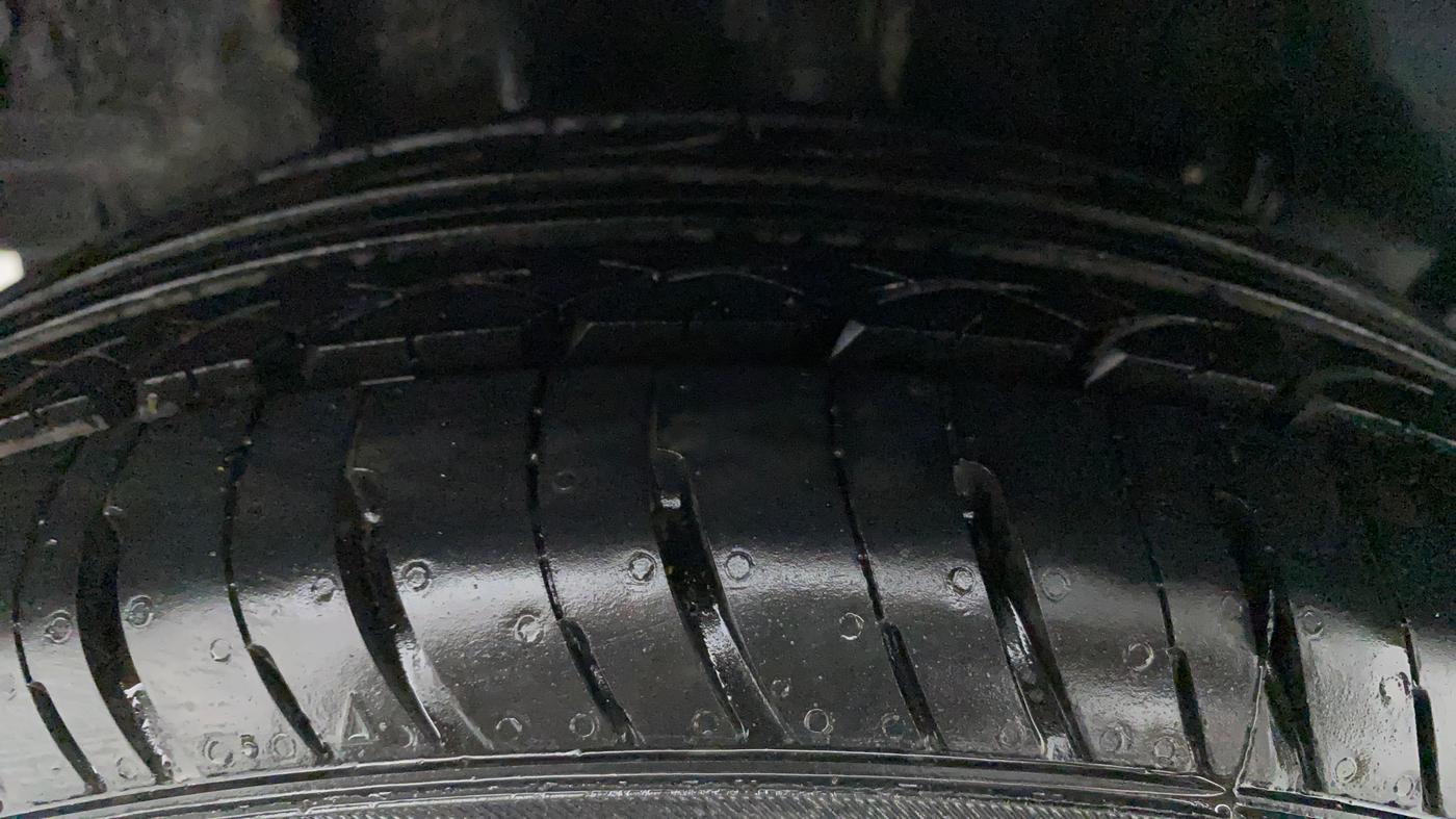 2017 Tata TIGOR XT PETROL, Petrol, Manual, 81,885 km, Right Rear Tyre Tread