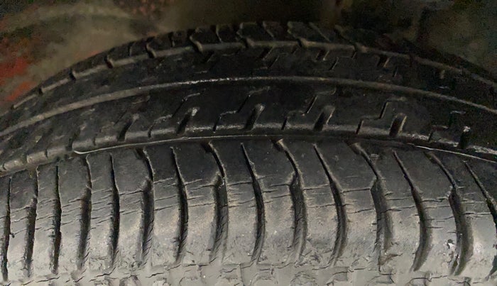 2011 Maruti Alto K10 LXI, Petrol, Manual, 14,213 km, Left Front Tyre Tread