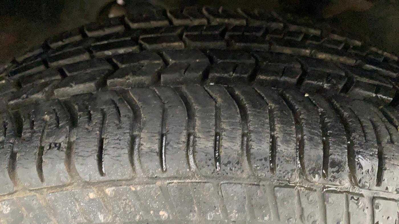 2011 Maruti Alto K10 LXI, Petrol, Manual, 14,213 km, Right Front Tyre Tread
