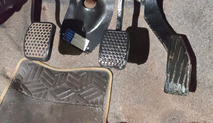 2021 Maruti Alto VXI, Petrol, Manual, 60,179 km, Pedals