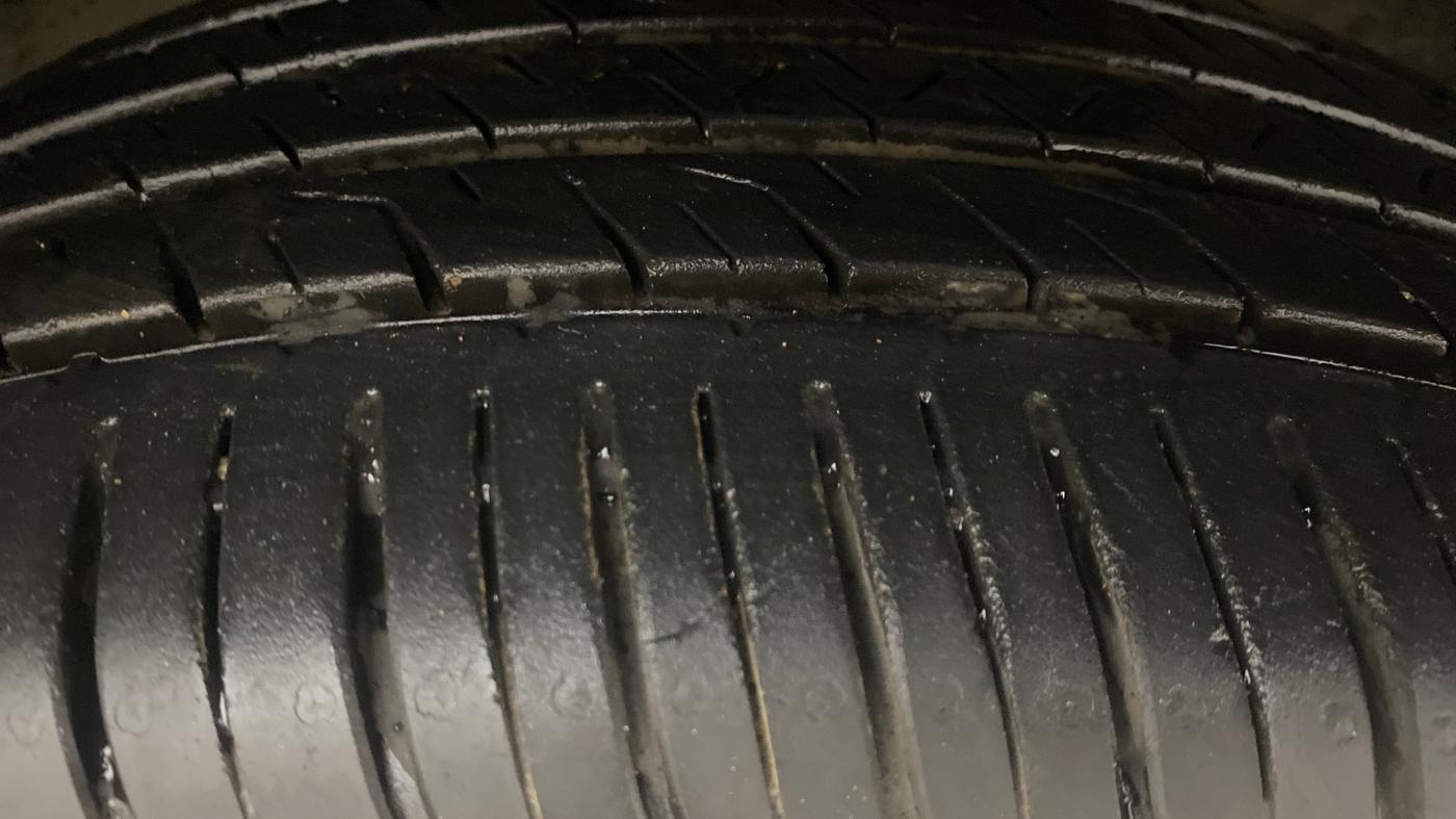 2019 Tata Harrier XZ 2.0L, Diesel, Manual, 84,869 km, Right Front Tyre Tread
