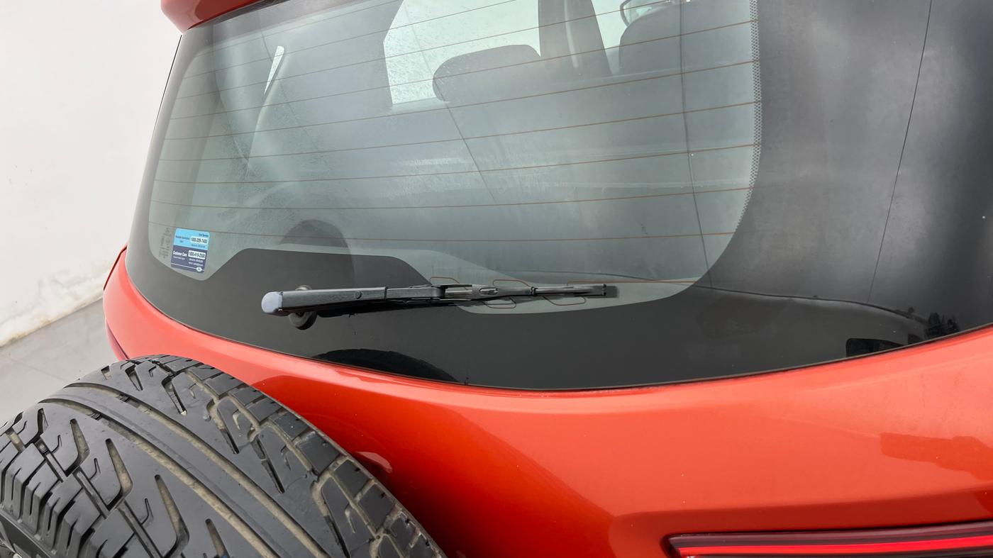 2014 Ford Ecosport TITANIUM 1.5L DIESEL (OPT), Diesel, Manual, 1,13,828 km, Rear Wiper