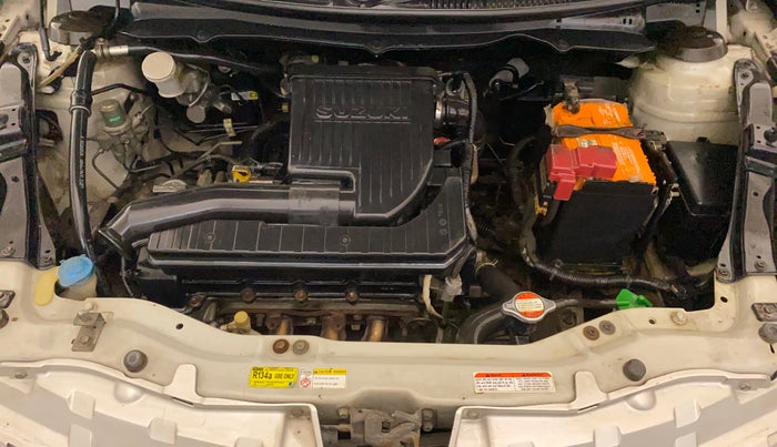 2015 Maruti Swift LXI (O), Petrol, Manual, 42,700 km, Engine View