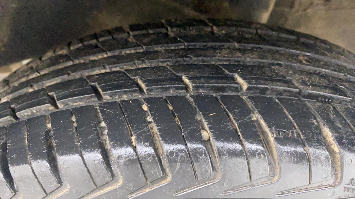 2019 Renault Kwid RXL, Petrol, Manual, 20,053 km, Left Rear Tyre Tread