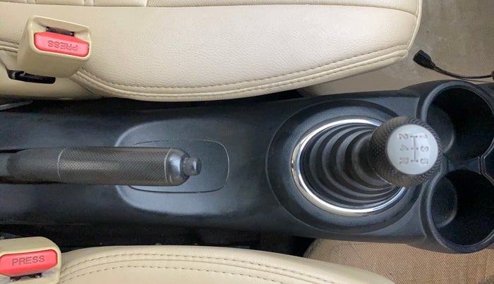 2015 Honda Amaze 1.2L I-VTEC S, Petrol, Manual, 93,955 km, Gear Lever