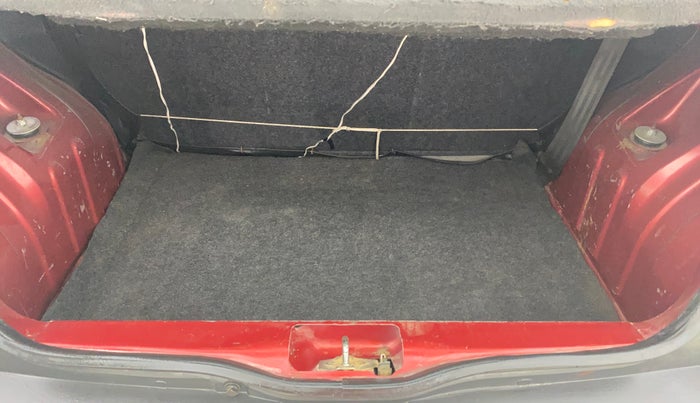 2016 Renault Kwid RXL, Petrol, Manual, 44,214 km, Boot Inside