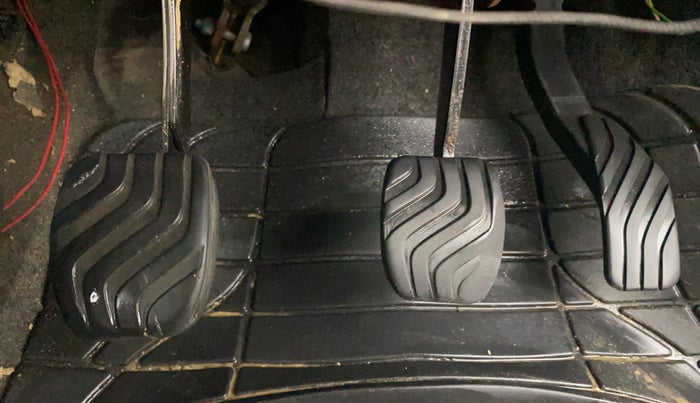 2016 Renault Kwid RXL, Petrol, Manual, 44,214 km, Pedals