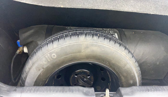 2023 Maruti Swift VXI, CNG, Manual, 89,102 km, Spare Tyre