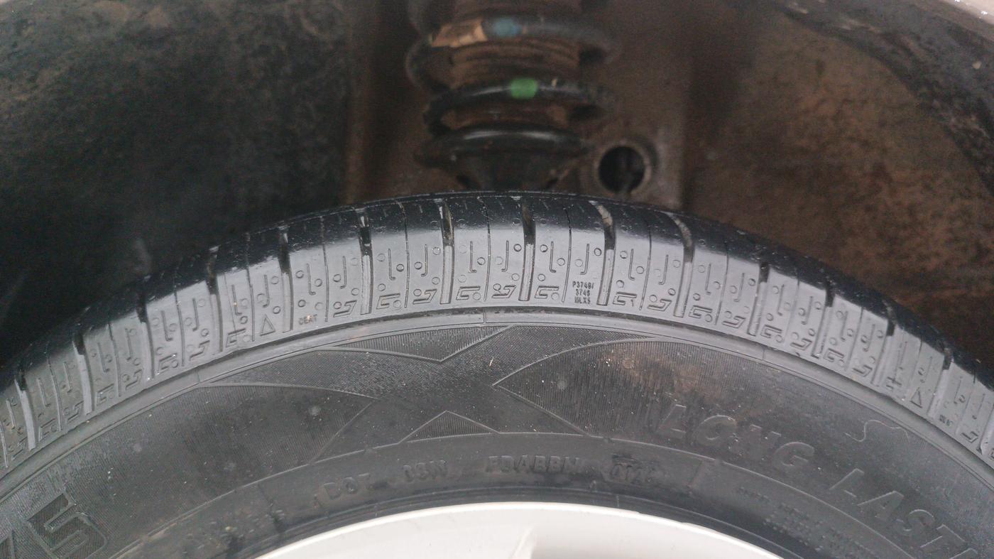 2021 Maruti New Wagon-R ZXI 1.2, Petrol, Manual, 37,847 km, Left Front Tyre Tread
