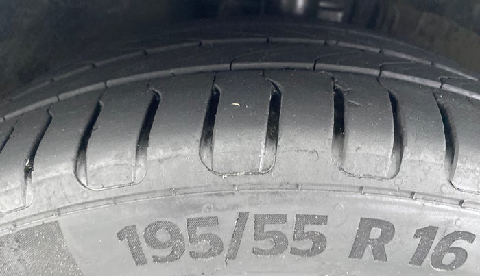 2017 Skoda Rapid Style 1.5 TDI AT, Diesel, Automatic, 90,406 km, Left Front Tyre Tread