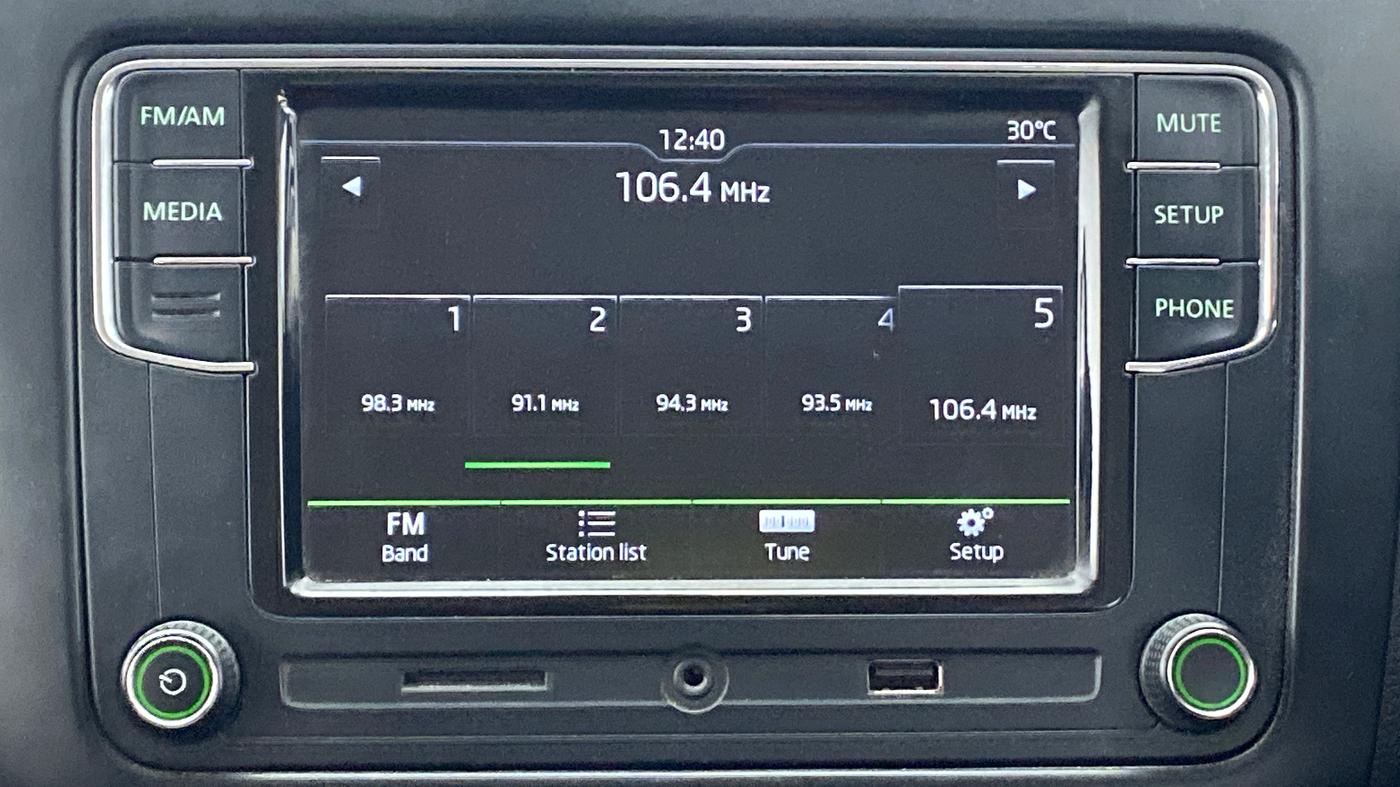 2017 Skoda Rapid Style 1.5 TDI AT, Diesel, Automatic, 90,406 km, Infotainment System