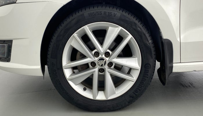 2017 Skoda Rapid Style 1.5 TDI AT, Diesel, Automatic, 90,406 km, Left Front Wheel