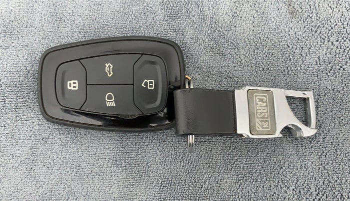 2018 Tata NEXON XZ+ 1.2, CNG, Manual, 66,830 km, Key Close Up