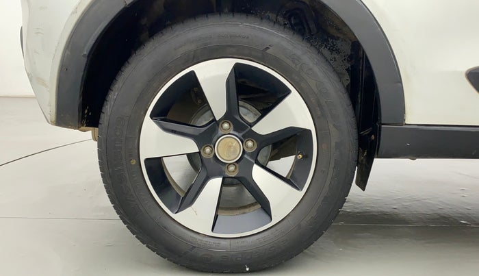 2018 Tata NEXON XZ+ 1.2, CNG, Manual, 66,830 km, Right Rear Wheel