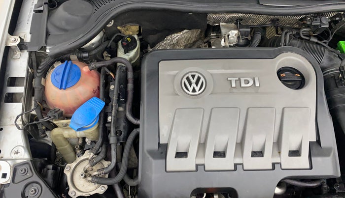 2013 Volkswagen Jetta HIGHLINE TDI, Diesel, Manual, 1,29,036 km, Engine View - Right